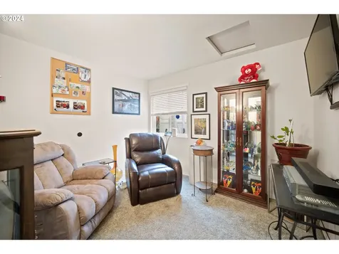 1785 NW Rolling Hill Drive Beaverton OR 97006