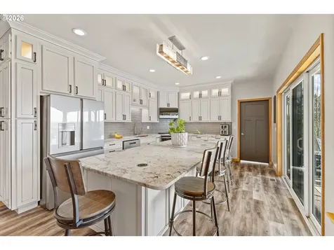 1561 N Laurel Street Coquille OR 97423
