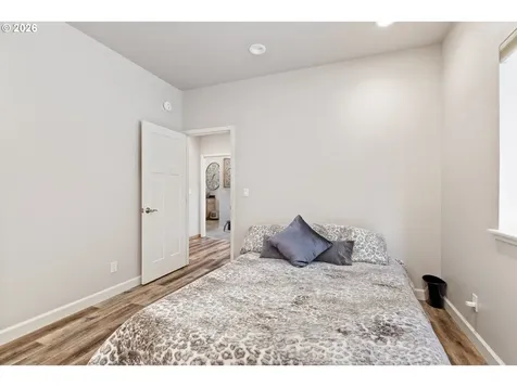 1561 N Laurel Street Coquille OR 97423
