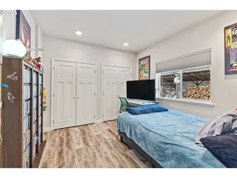 1561 N Laurel Street Coquille OR 97423