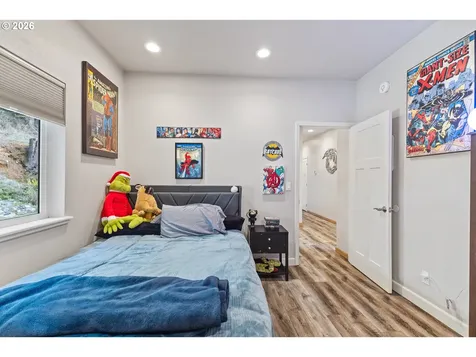 1561 N Laurel Street Coquille OR 97423