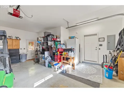 1561 N Laurel Street Coquille OR 97423