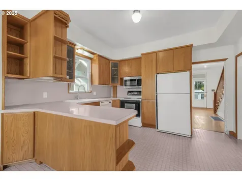 115 N 2nd Street St. Helens OR 97051