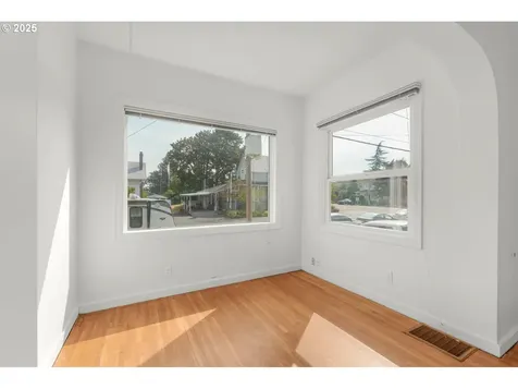 115 N 2nd Street St. Helens OR 97051