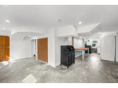 115 N 2nd Street St. Helens OR 97051