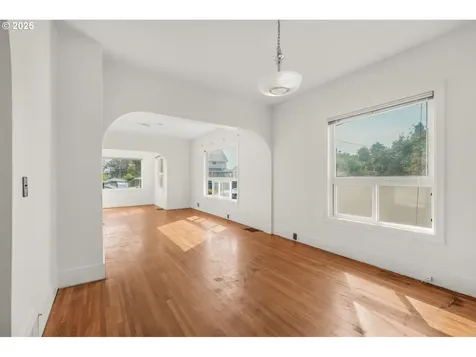 115 N 2nd Street St. Helens OR 97051