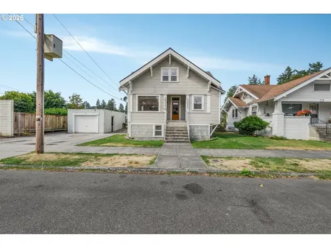 115 N 2nd Street St. Helens OR 97051