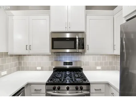 7523 SE Kinnaman Street Hillsboro OR 97123