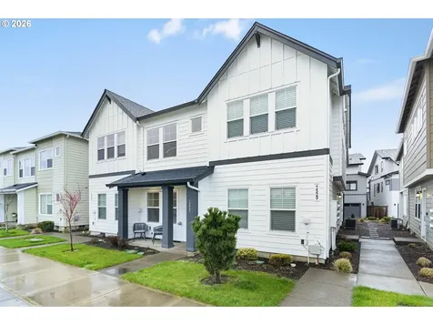 7523 SE Kinnaman Street Hillsboro OR 97123