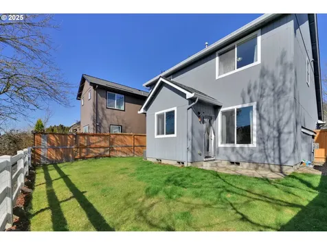 5524 King Arthur Court Eugene OR 97402