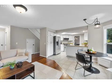 15421 SW Thurston Lane Portland OR 97224
