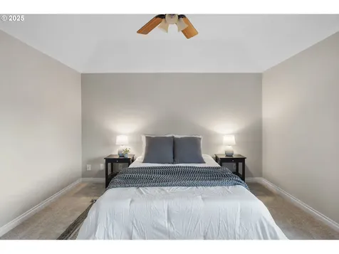15421 SW Thurston Lane Portland OR 97224
