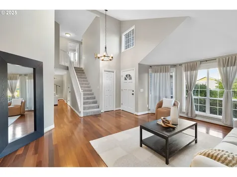 15421 SW Thurston Lane Portland OR 97224