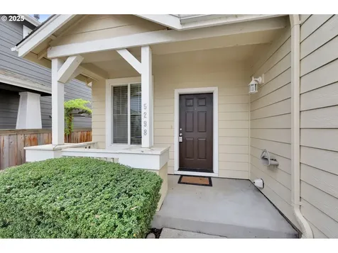 5298 Wales Drive Eugene OR 97402
