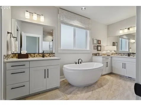 7650 SW Honor Loop Wilsonville OR 97070