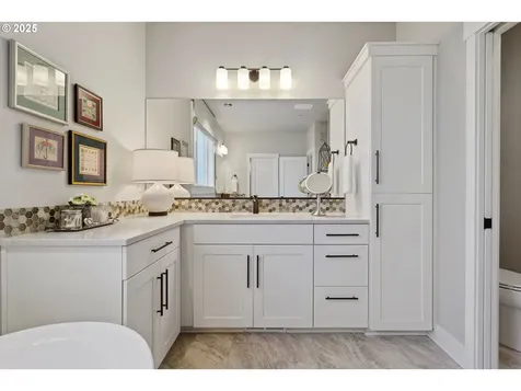 7650 SW Honor Loop Wilsonville OR 97070