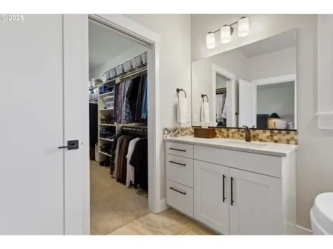 7650 SW Honor Loop Wilsonville OR 97070
