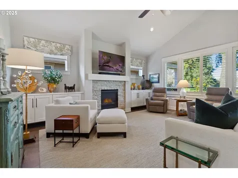 7650 SW Honor Loop Wilsonville OR 97070