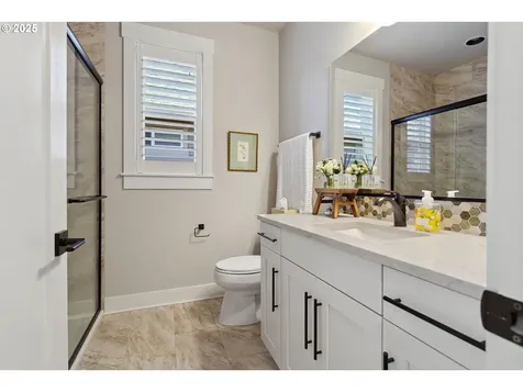 7650 SW Honor Loop Wilsonville OR 97070