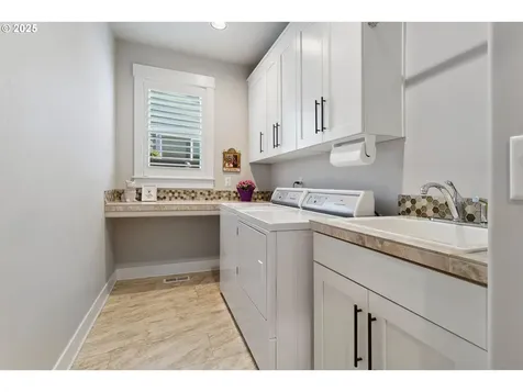 7650 SW Honor Loop Wilsonville OR 97070