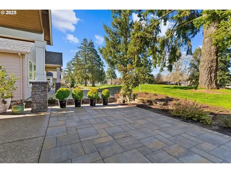 7650 SW Honor Loop Wilsonville OR 97070