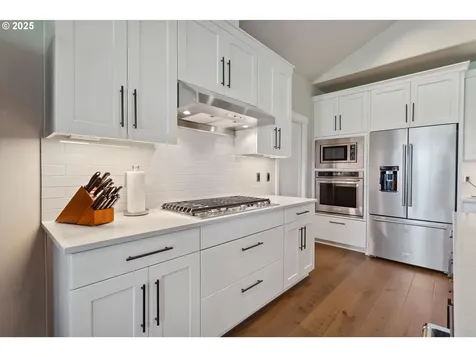 7650 SW Honor Loop Wilsonville OR 97070