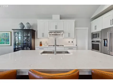 7650 SW Honor Loop Wilsonville OR 97070