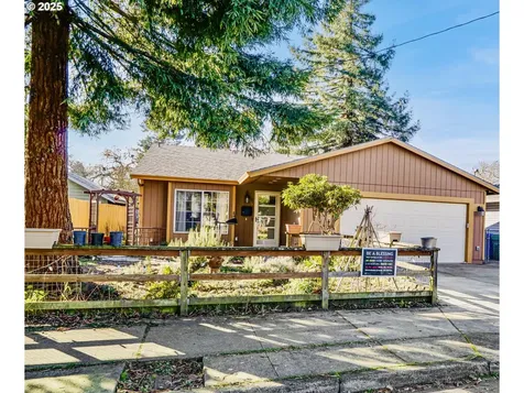 6832 N Sky Street Portland OR 97203