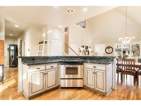2523 NW Marsden Place Portland OR 97229