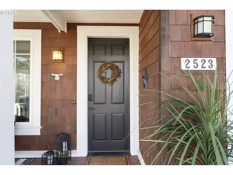 2523 NW Marsden Place Portland OR 97229