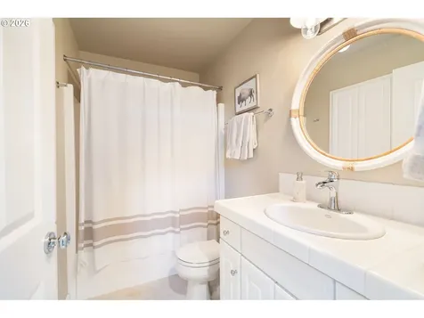 2523 NW Marsden Place Portland OR 97229