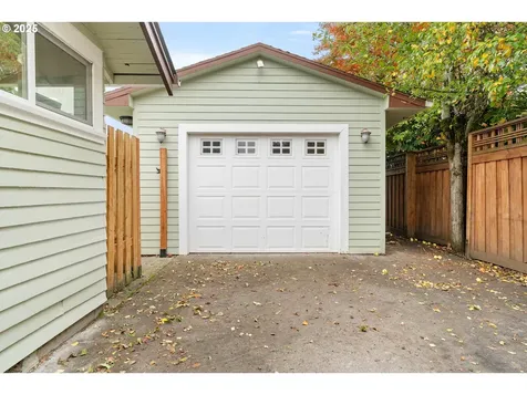 1644 N Jarrett Street Portland OR 97217
