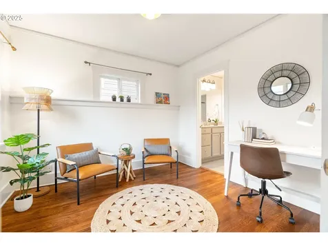 1644 N Jarrett Street Portland OR 97217