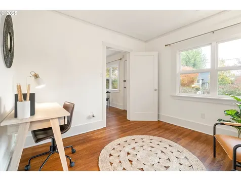 1644 N Jarrett Street Portland OR 97217