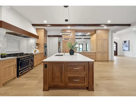 13231 SW Iron Mountain Boulevard Portland OR 97219