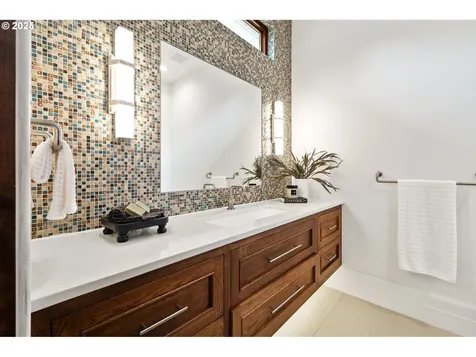 13231 SW Iron Mountain Boulevard Portland OR 97219