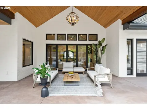 13231 SW Iron Mountain Boulevard Portland OR 97219