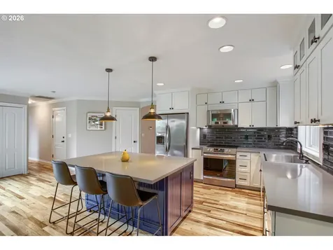 14983 SE Brackenbush Road Clackamas OR 97015