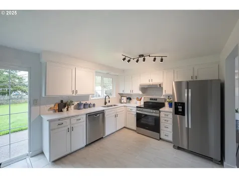 1435 NE 14th Street Mcminnville OR 97128