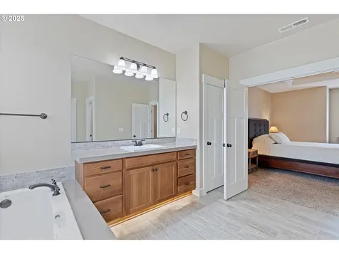 12708 Aspenwood Lane Oregon City OR 97045