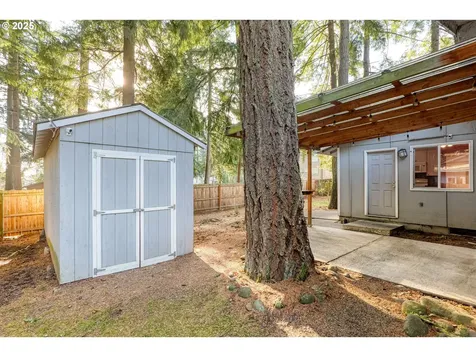 16016 NE Everett Court Portland OR 97230