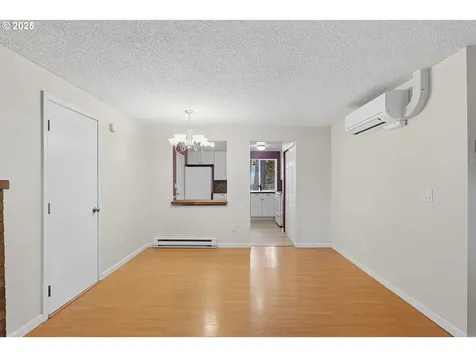 16016 NE Everett Court Portland OR 97230