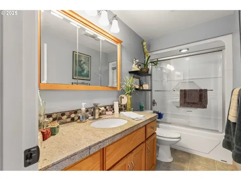270 SE Robin Way Gresham OR 97080