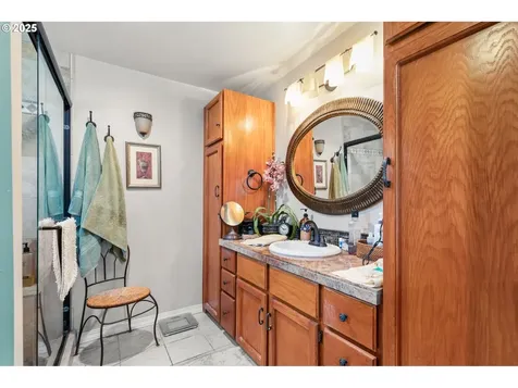 270 SE Robin Way Gresham OR 97080