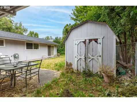 270 SE Robin Way Gresham OR 97080