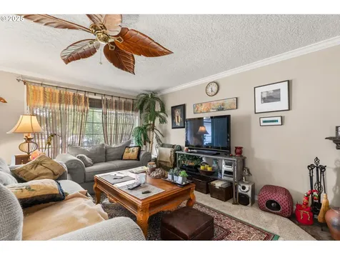 270 SE Robin Way Gresham OR 97080