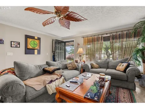 270 SE Robin Way Gresham OR 97080