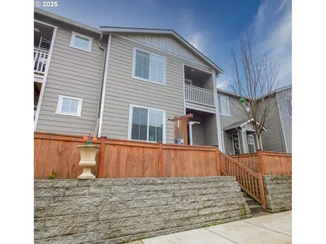 15208 NE 70th Street Vancouver WA 98682
