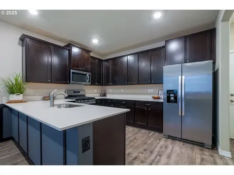 15208 NE 70th Street Vancouver WA 98682