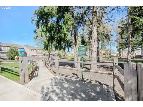 15208 NE 70th Street Vancouver WA 98682